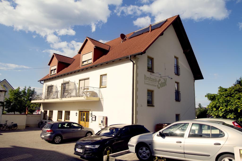 Hotel Brotzeit-Stadl Gbr Bad Staffelstein Exterior foto